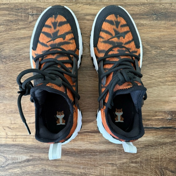 NIKE React Presto Unisex Running Shoes in ‘Tiger’ Print US W 6 / M 4.5 LIKE NEW - Picture 8 of 15